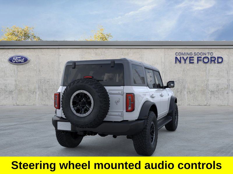 2025 Ford Bronco Outer Banks photo 8