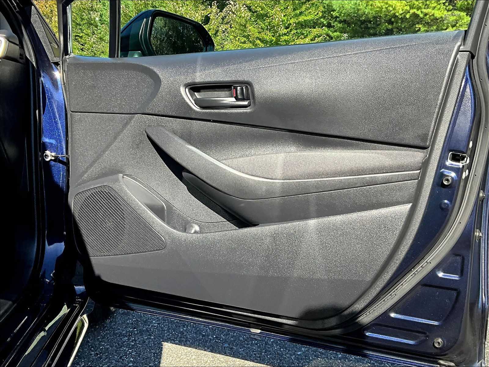 2024 Toyota Corolla LE photo 11