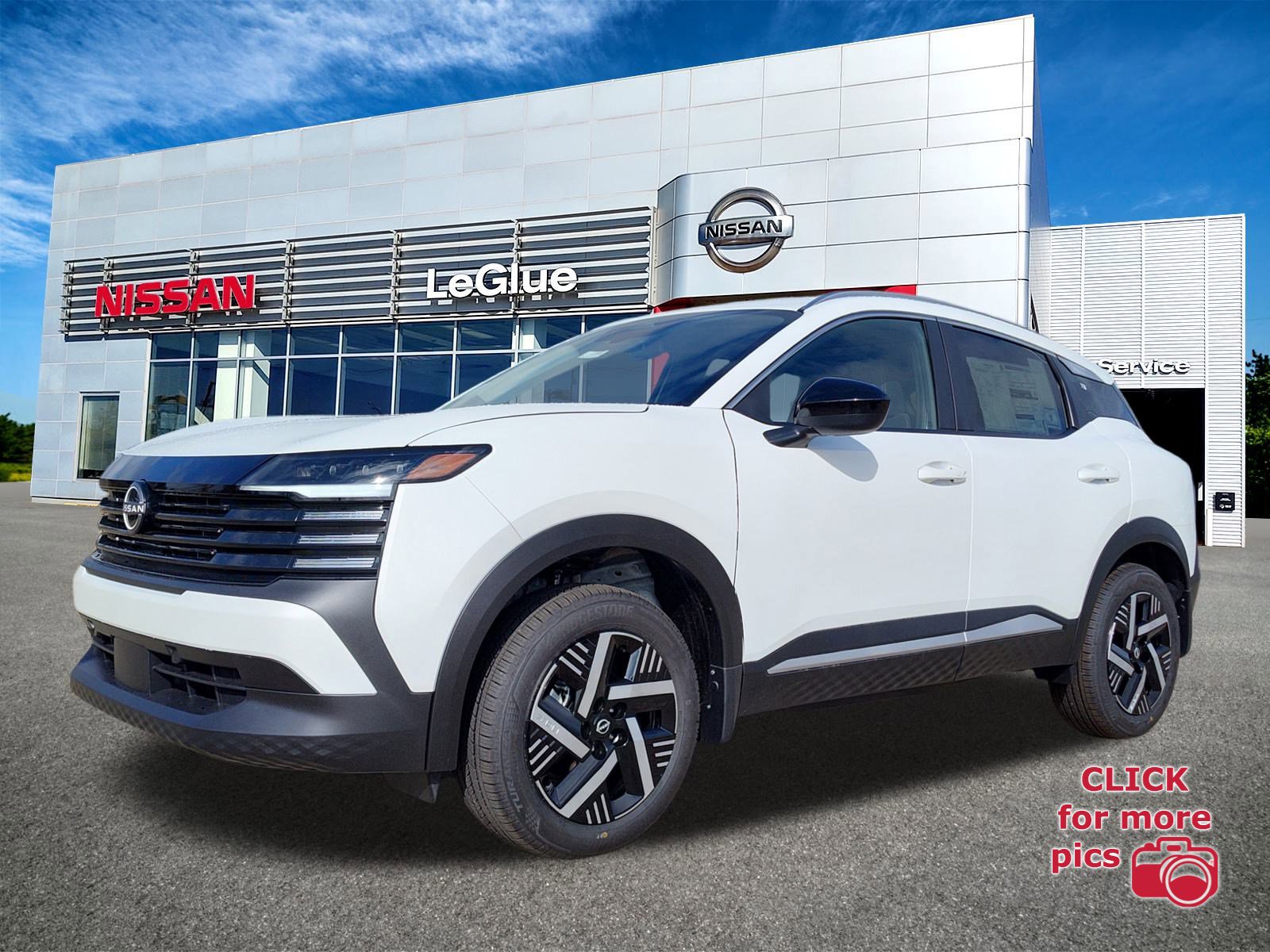 2026 Nissan KICKS SV's photo