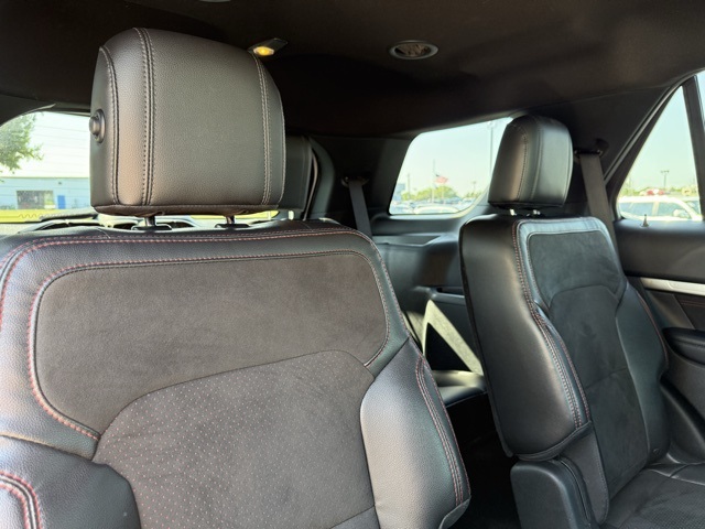 2018 Ford Explorer XLT photo 13