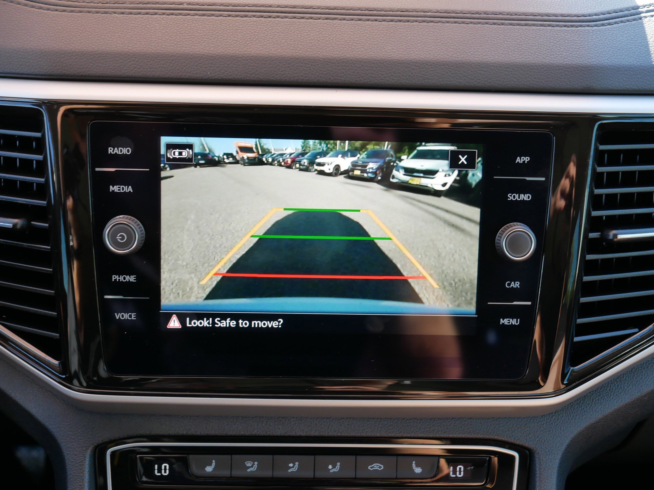 2023 Volkswagen Atlas V6 SE Technology photo 27