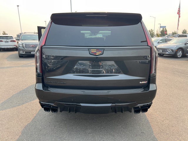 2024 Cadillac Escalade V-Series photo 15