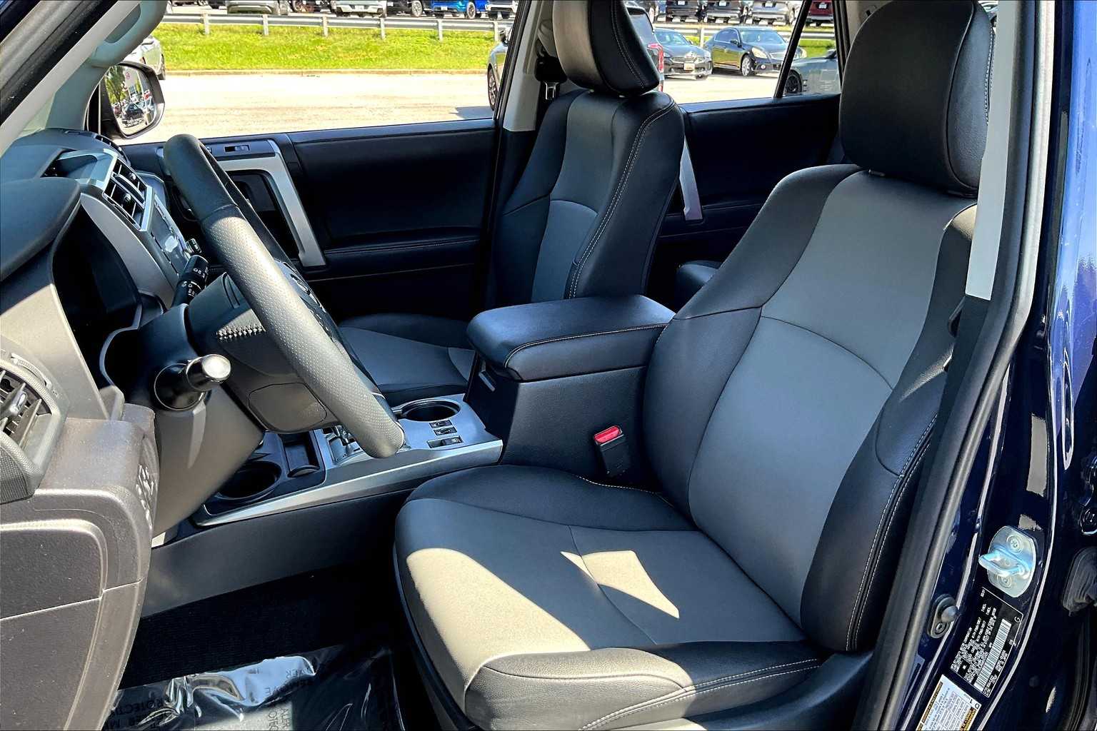 2021 Toyota 4Runner SR5 Premium photo 7