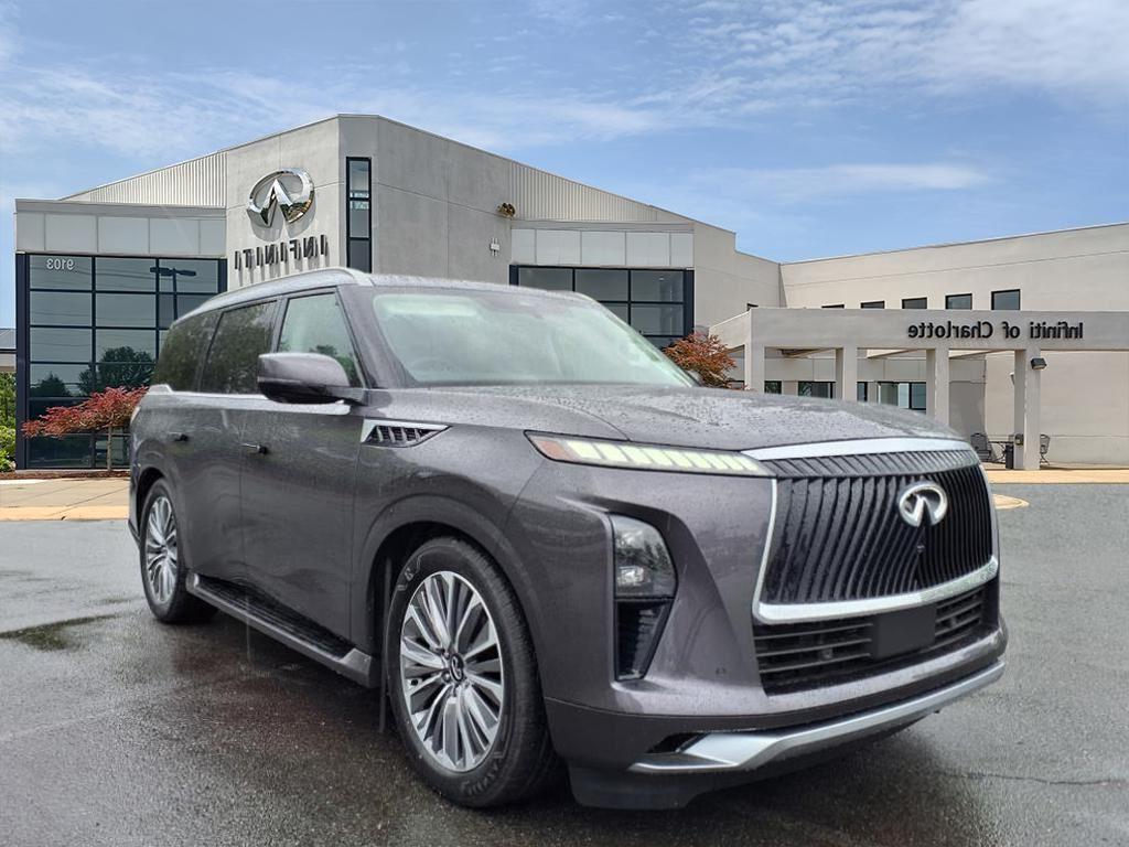 2025 INFINITI QX80 Luxe 4WD's photo