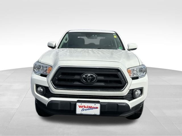 2022 Toyota Tacoma SR5 photo 9