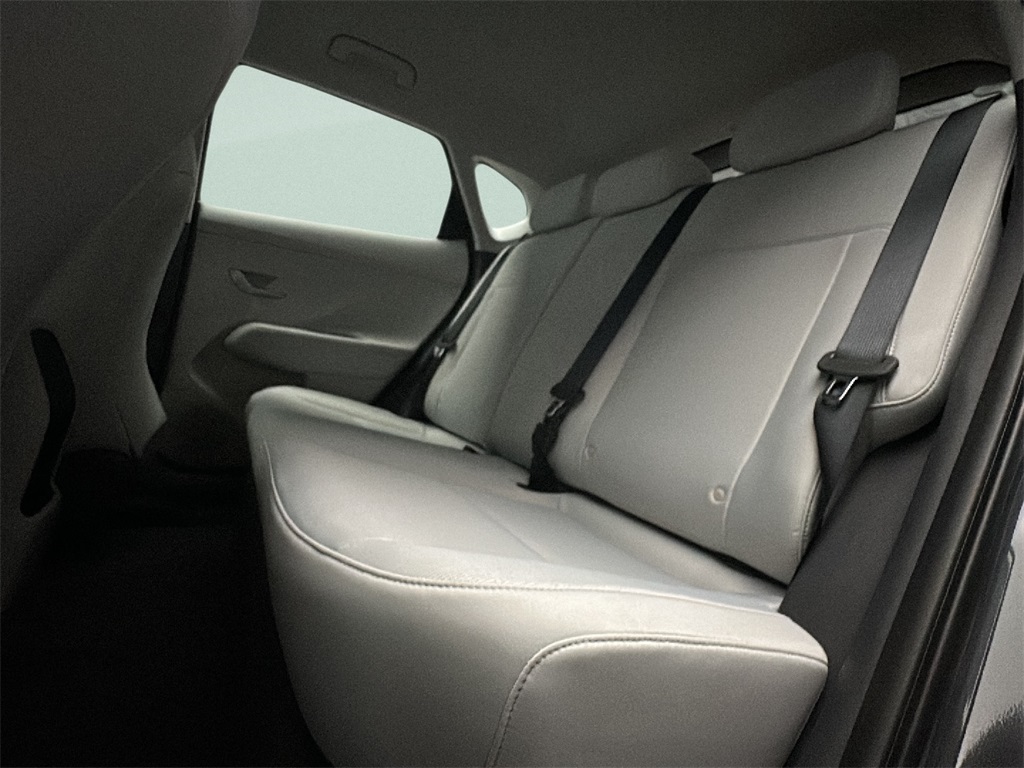 2026 Hyundai Kona SE photo 7