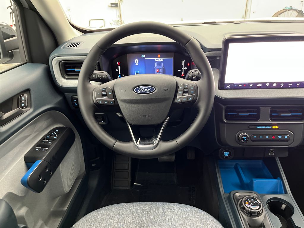 2025 Ford Maverick XLT photo 11