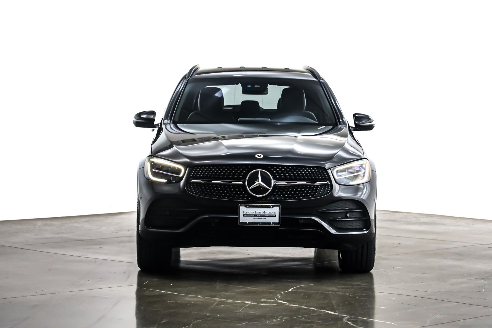2022 Mercedes Benz GLC 300 photo 2