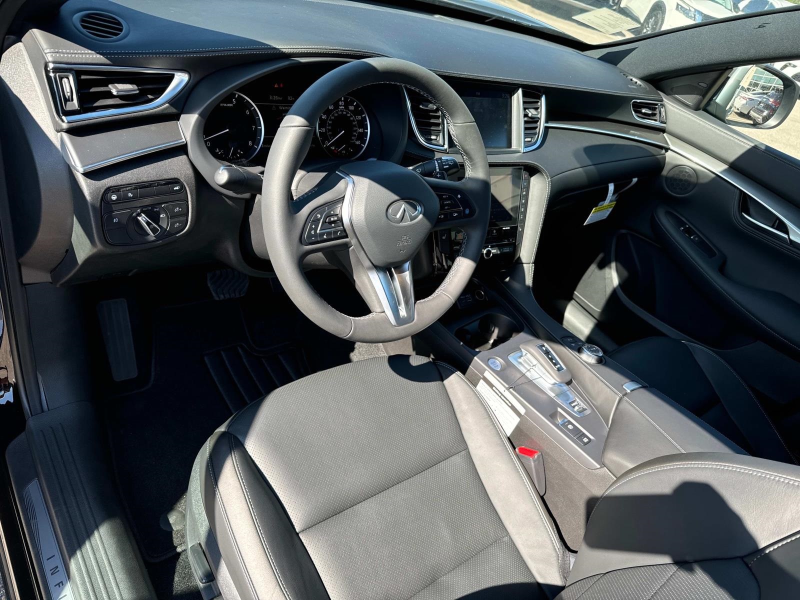 2025 Infiniti QX55 Luxe photo 11