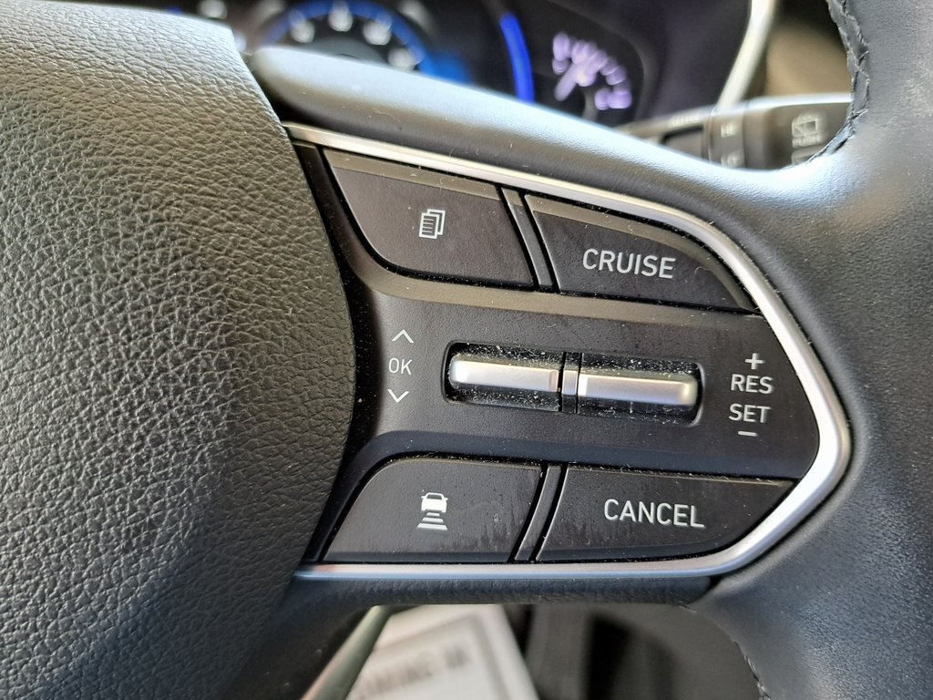 2020 Hyundai Santa Fe Limited photo 9