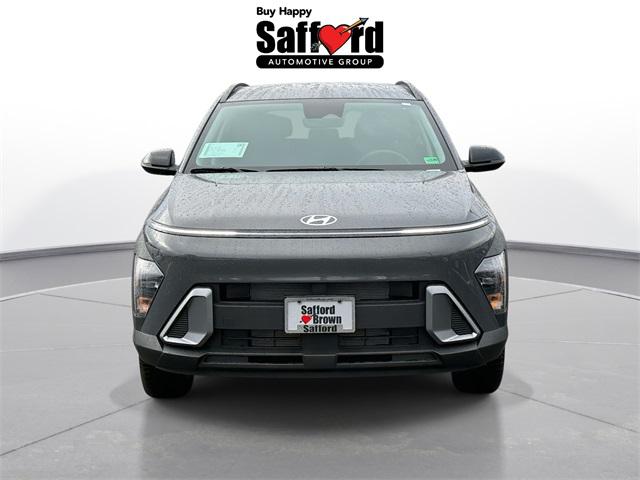 2026 Hyundai Kona SEL photo 4