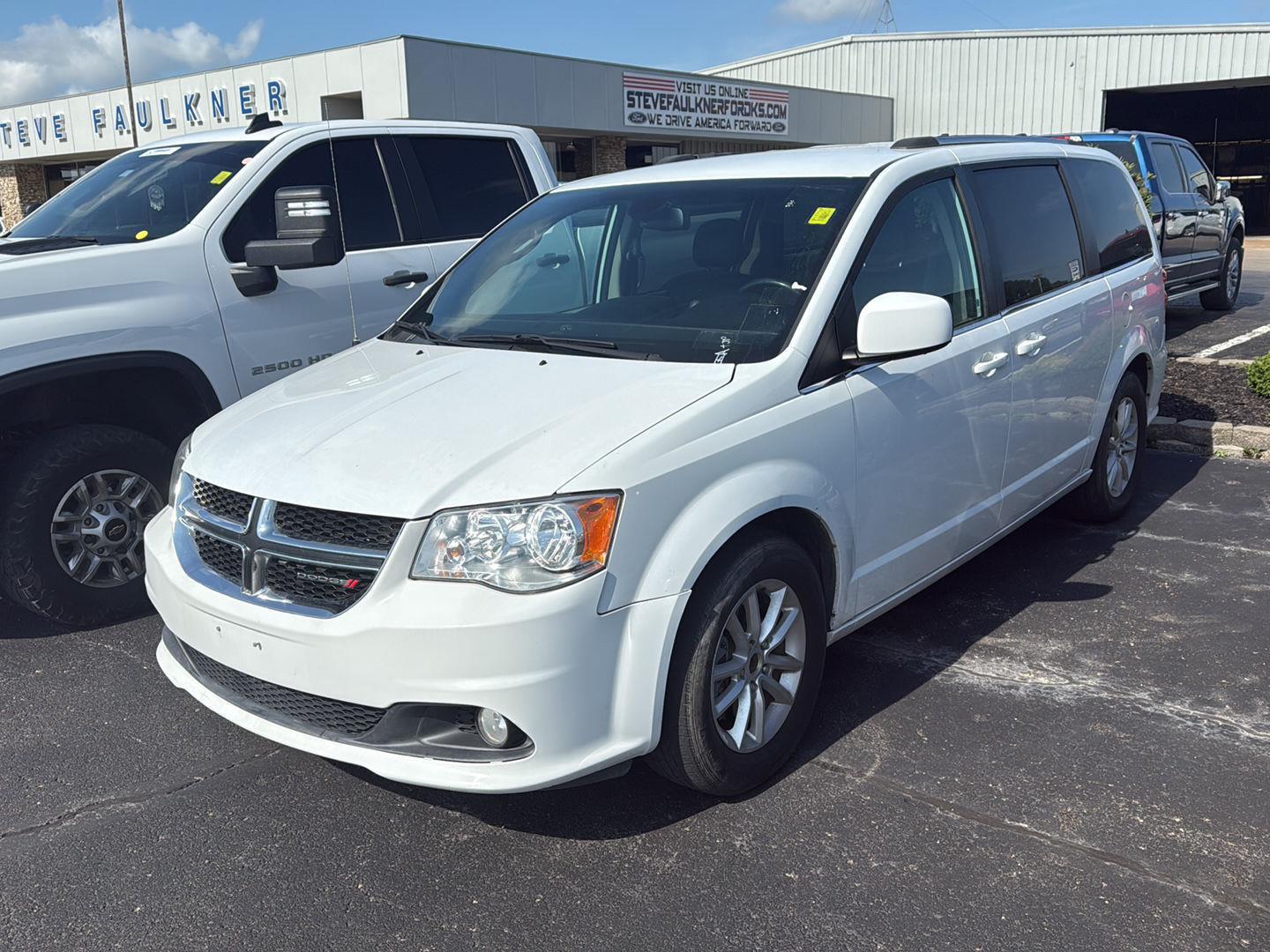 2019 Dodge Grand Caravan SXT photo 3