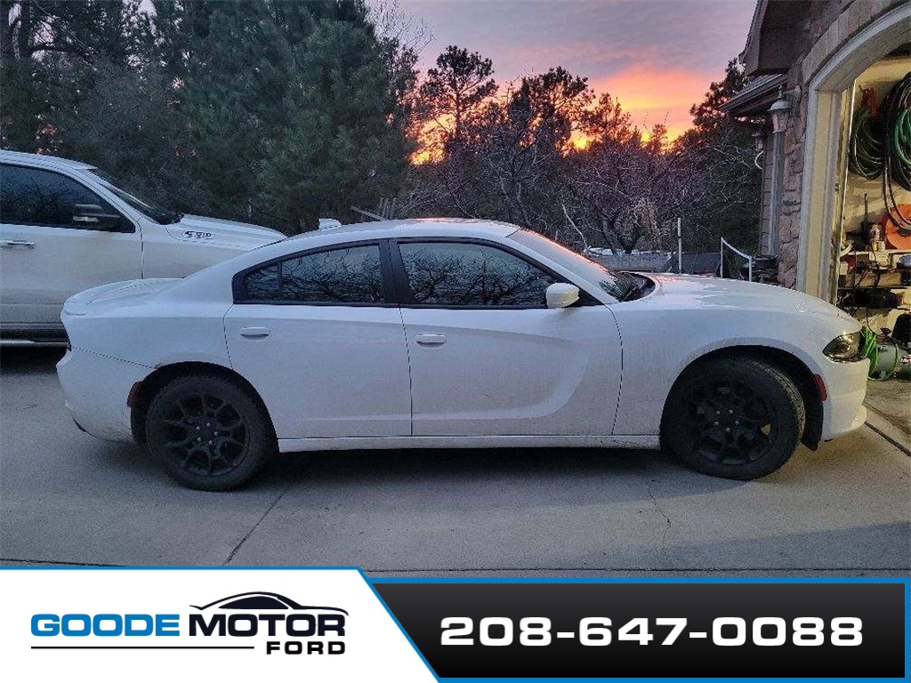 2015 Dodge Charger SXT