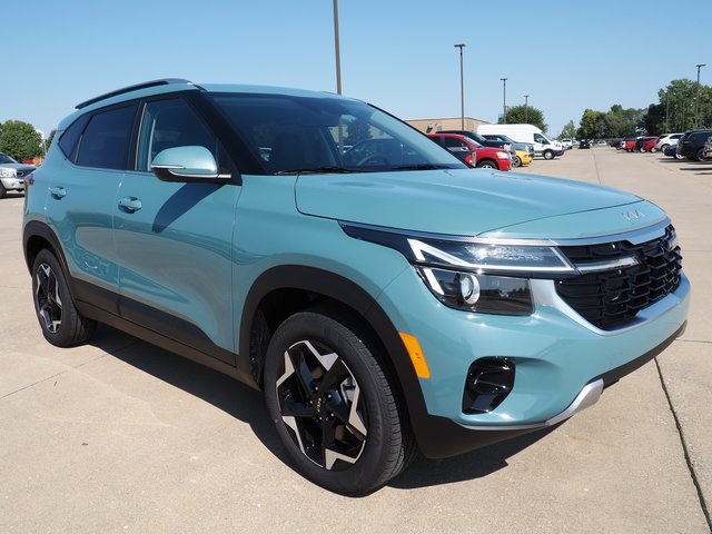 2026 Kia Seltos EX photo 2