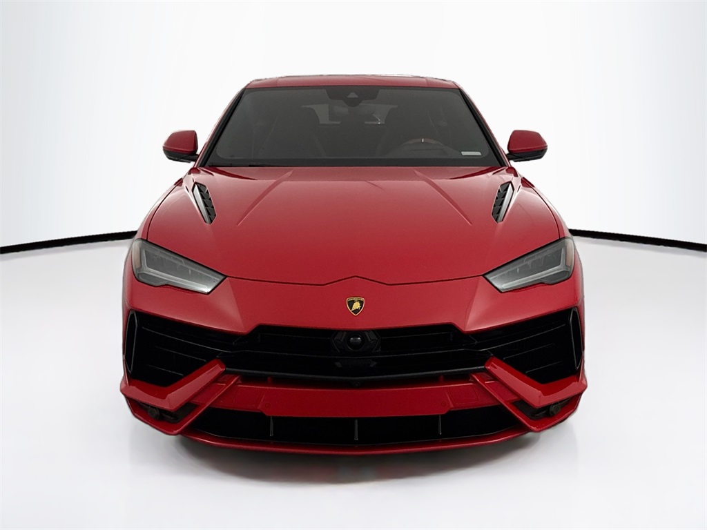 2024 Lamborghini Urus S photo 2