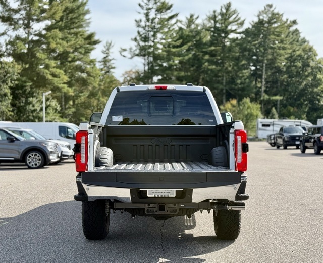 2026 Ford F-350 King Ranch photo 7