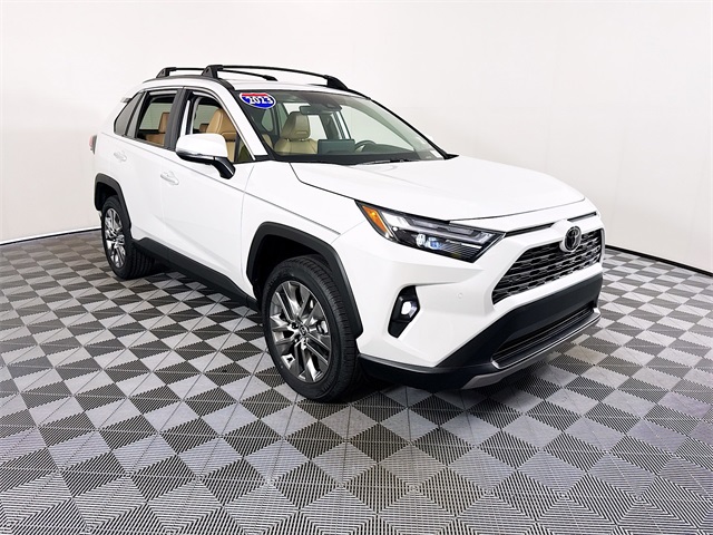 2023 Toyota RAV4 Limited's photo