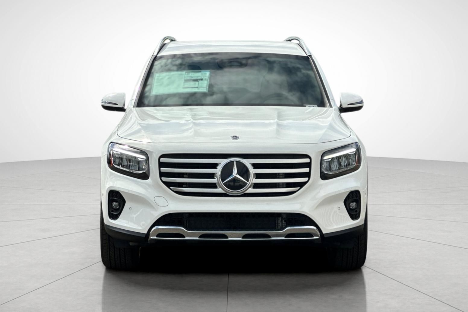 2025 Mercedes Benz GLB 250 photo 5