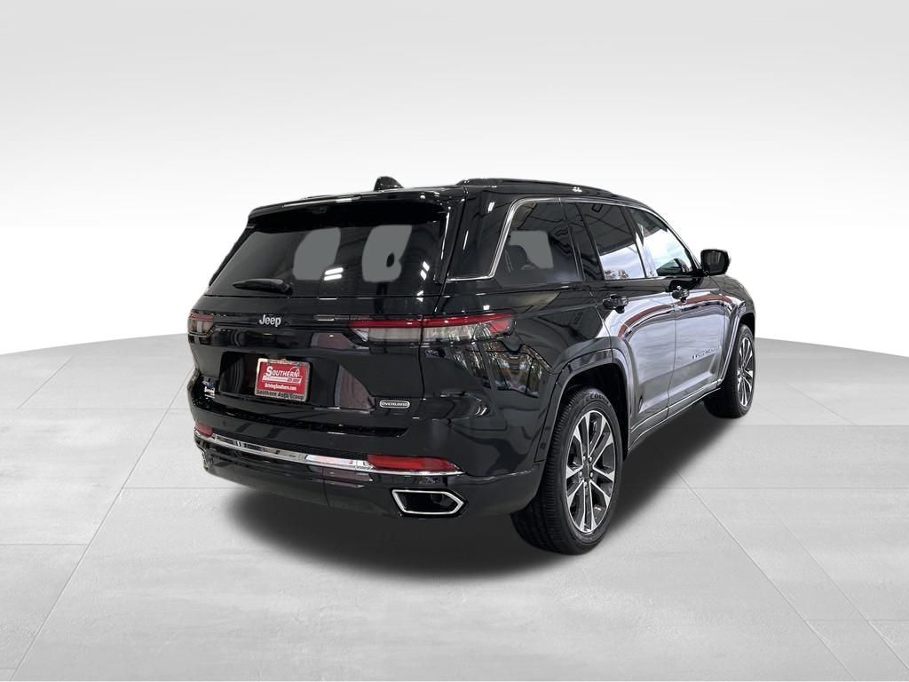 2024 Jeep Grand Cherokee Overland 4xe photo 3