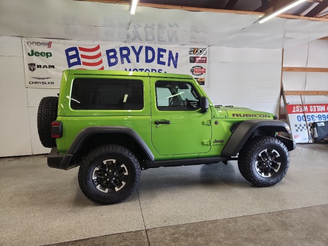 2025 Jeep Wrangler Rubicon photo 2