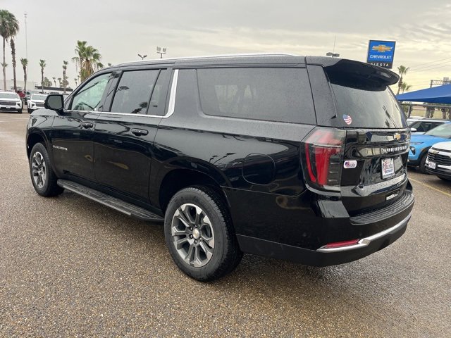 2025 Chevrolet Suburban LS photo 2