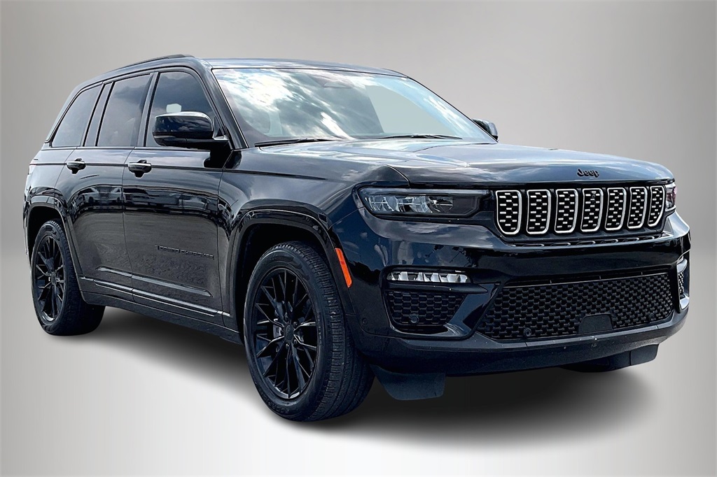 2022 Jeep Grand Cherokee Summit Reserve 4xe's photo