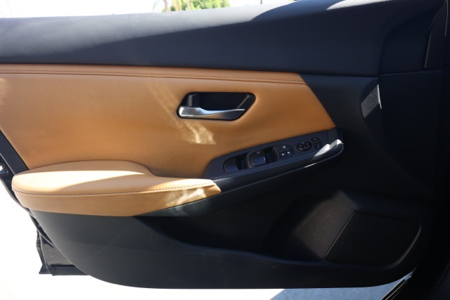 2022 Nissan Sentra SV photo 19