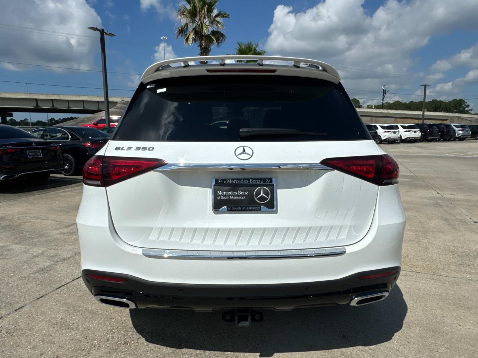 2023 Mercedes Benz GLE 350 photo 4