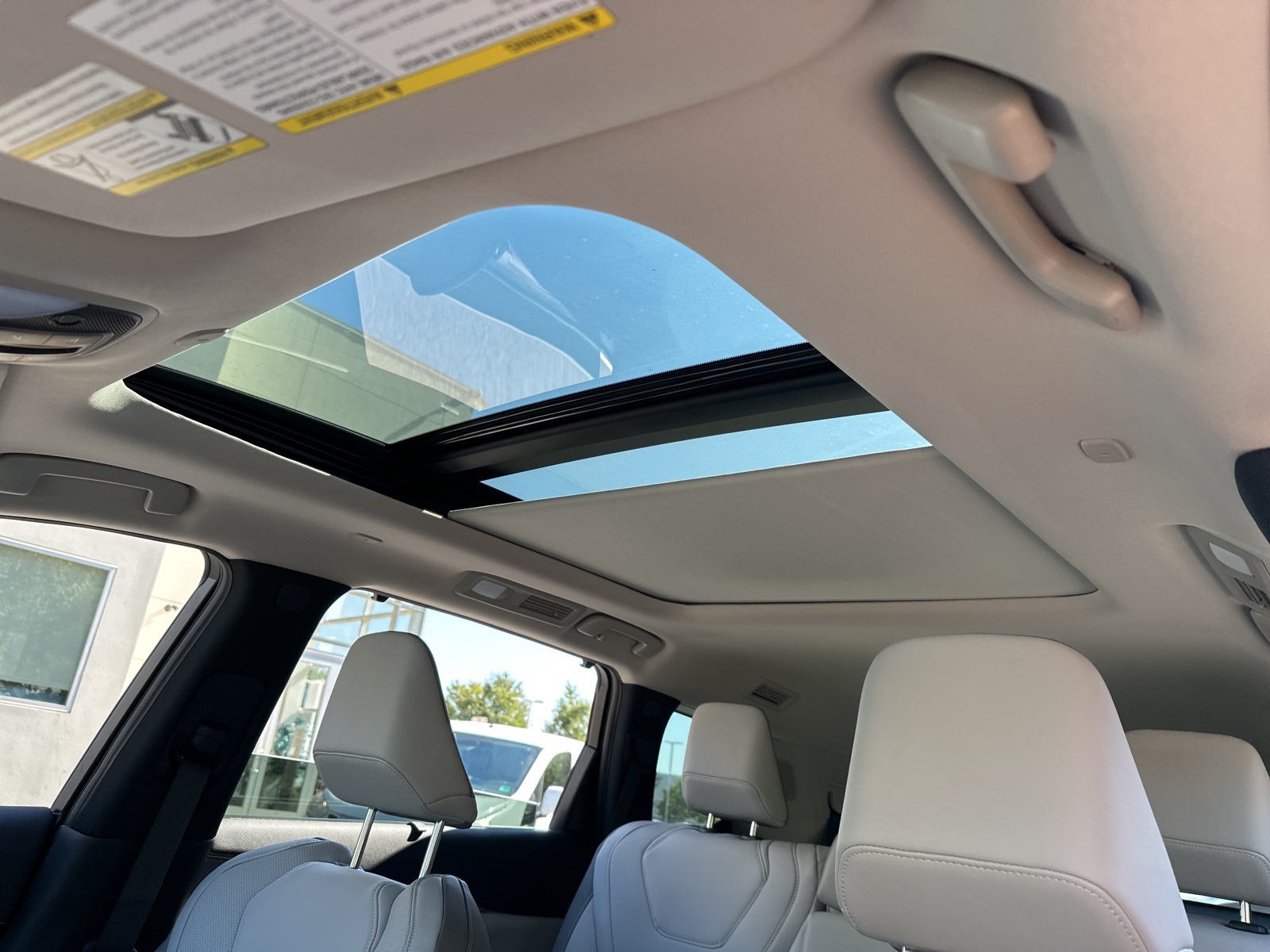 2026 Infiniti QX60 Luxe AWD photo 21