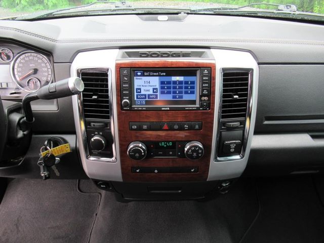 2010 Ram 2500 Laramie photo 17