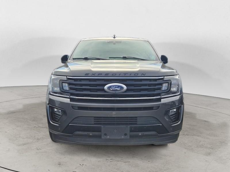 2021 Ford Expedition MAX Limited photo 3