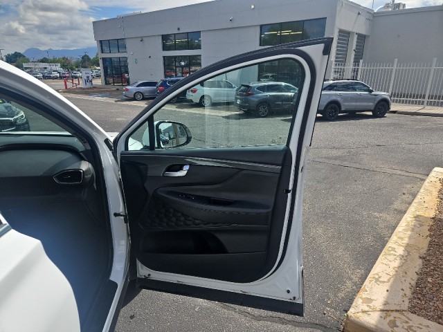 Used 2023  Hyundai SEL image 14