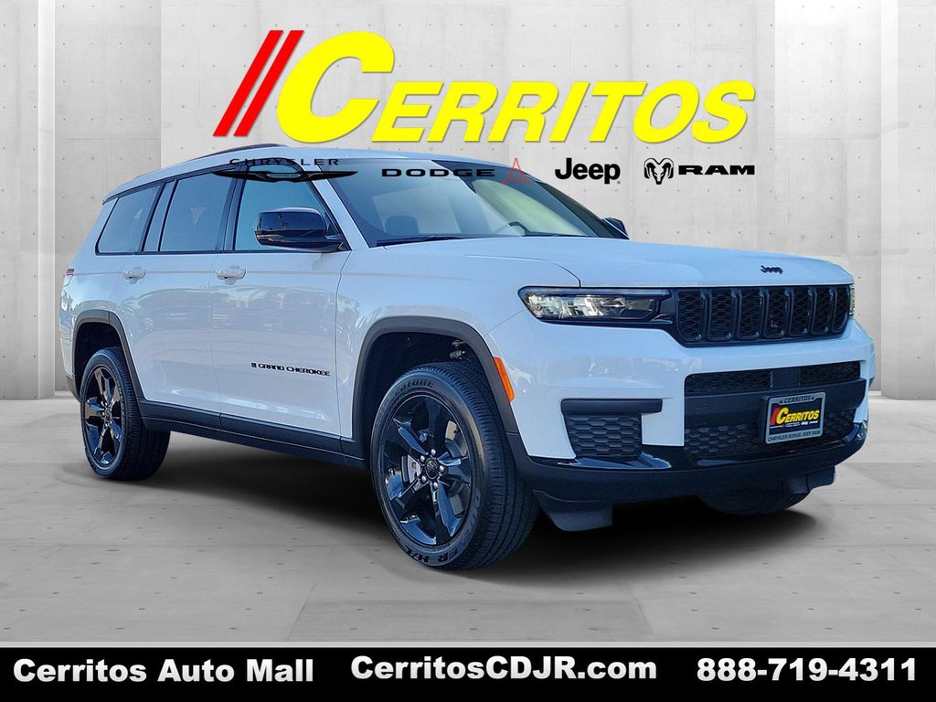 2025 Jeep Grand Cherokee L Altitude's photo