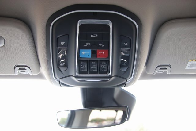 2022 Jeep Wagoneer Series II photo 22