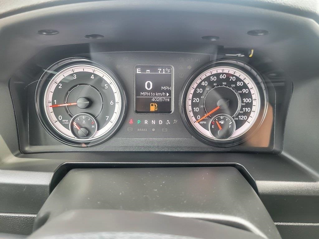 2022 Ram 1500 Classic Warlock photo 9