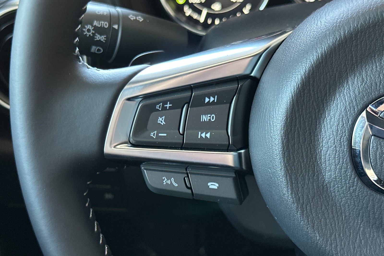 2025 Mazda MX-5 Miata Miata RF Grand Touring photo 22
