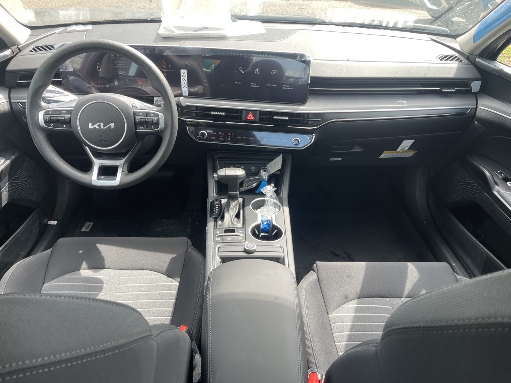 2026 Kia K5 LXS photo 14