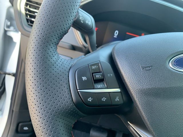 2025 Ford Escape ST-Line photo 13