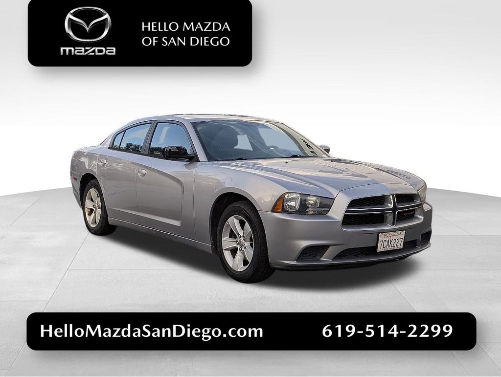2014 Dodge Charger SE's photo