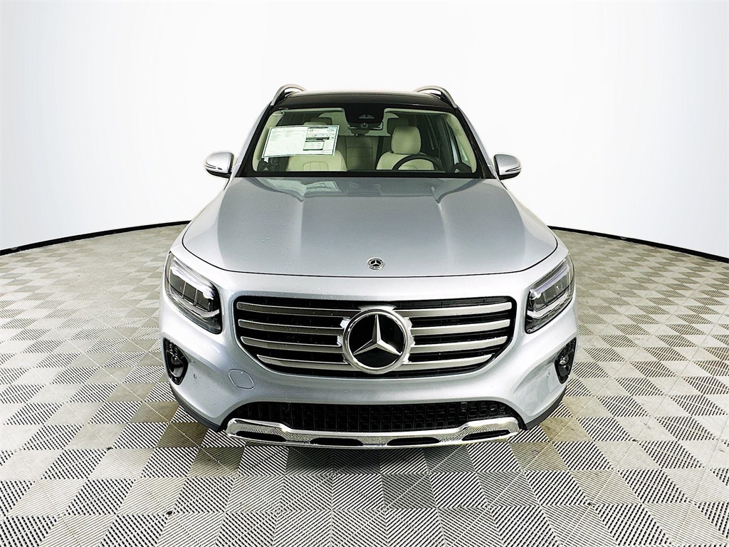 2025 Mercedes Benz GLB 250 photo 2
