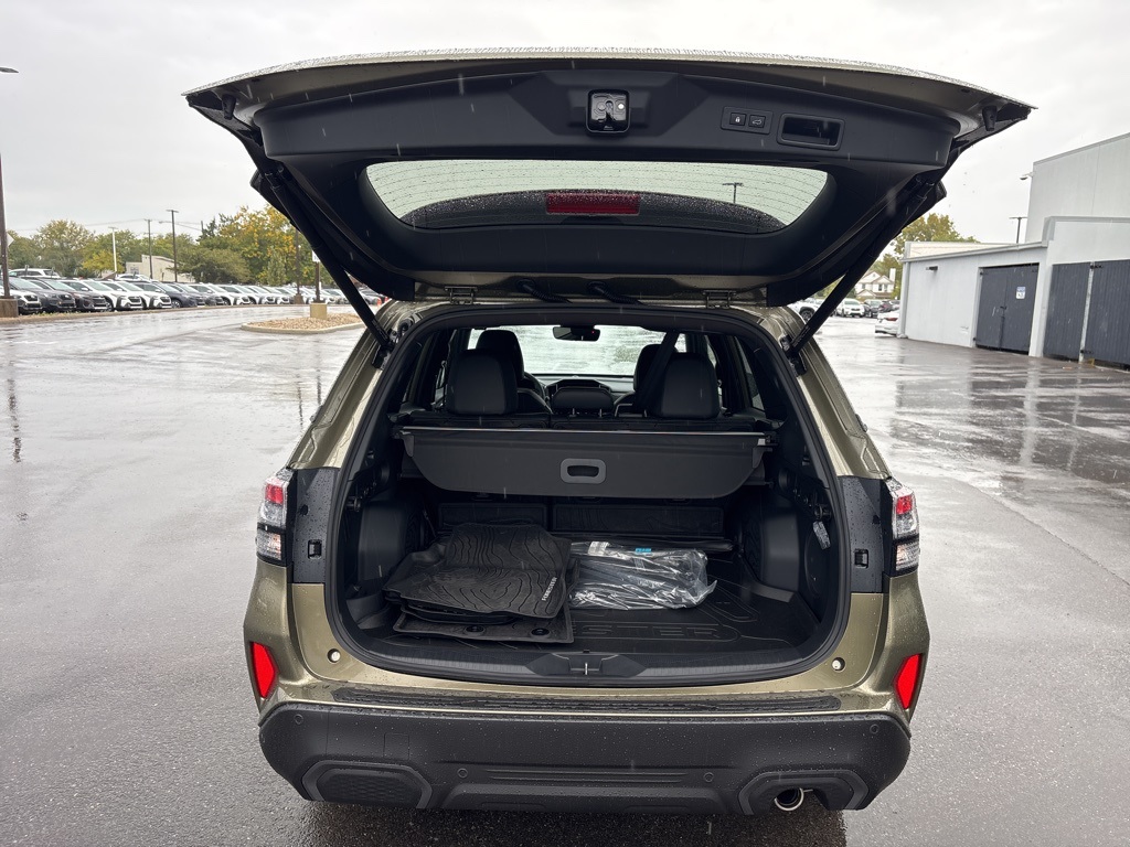 2025 Subaru Forester Limited photo 4