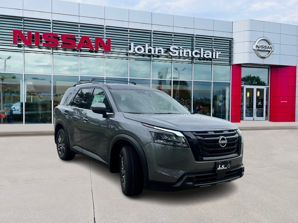2025 Nissan Pathfinder SV's photo