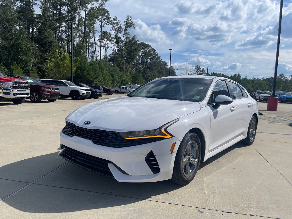 2021 Kia K5 LXS photo 3