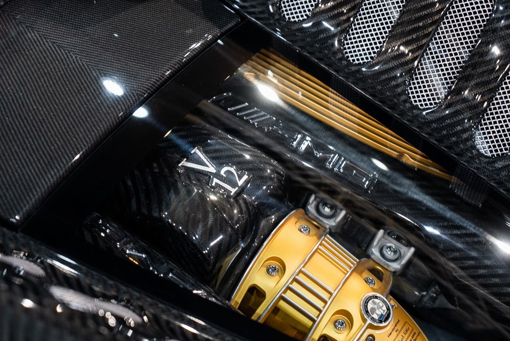 2017 Pagani Huayra photo 43