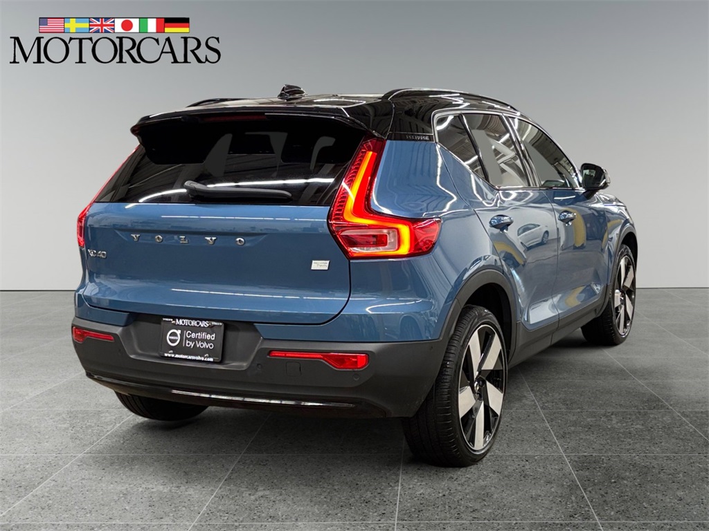 2023 Volvo XC40 Recharge Ultimate photo 3