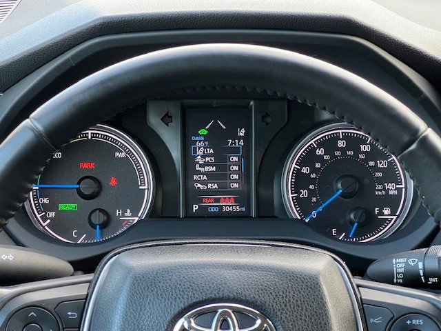 2021 Toyota Venza LE photo 28