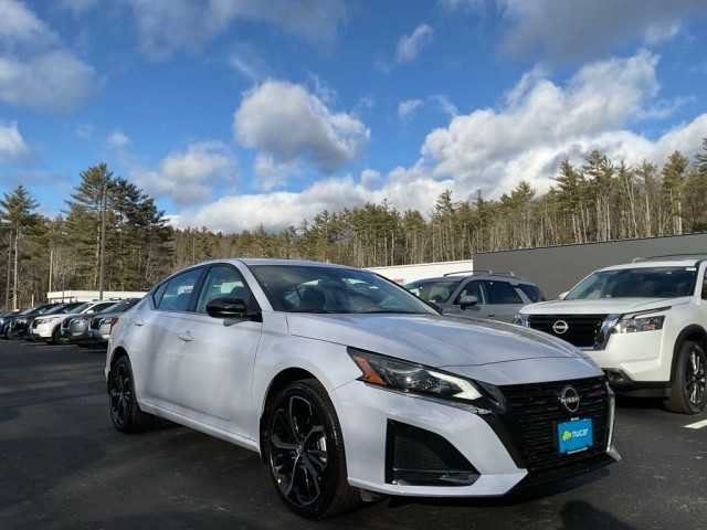 New 2025 Nissan Altima 2.5 SR