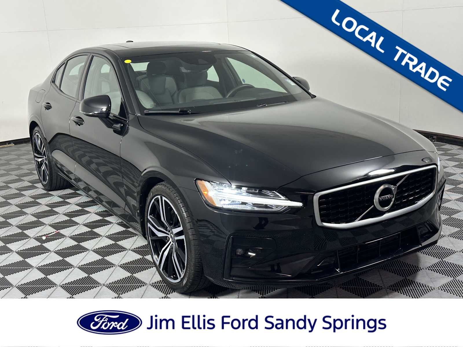 2020 Volvo S60 R-Design