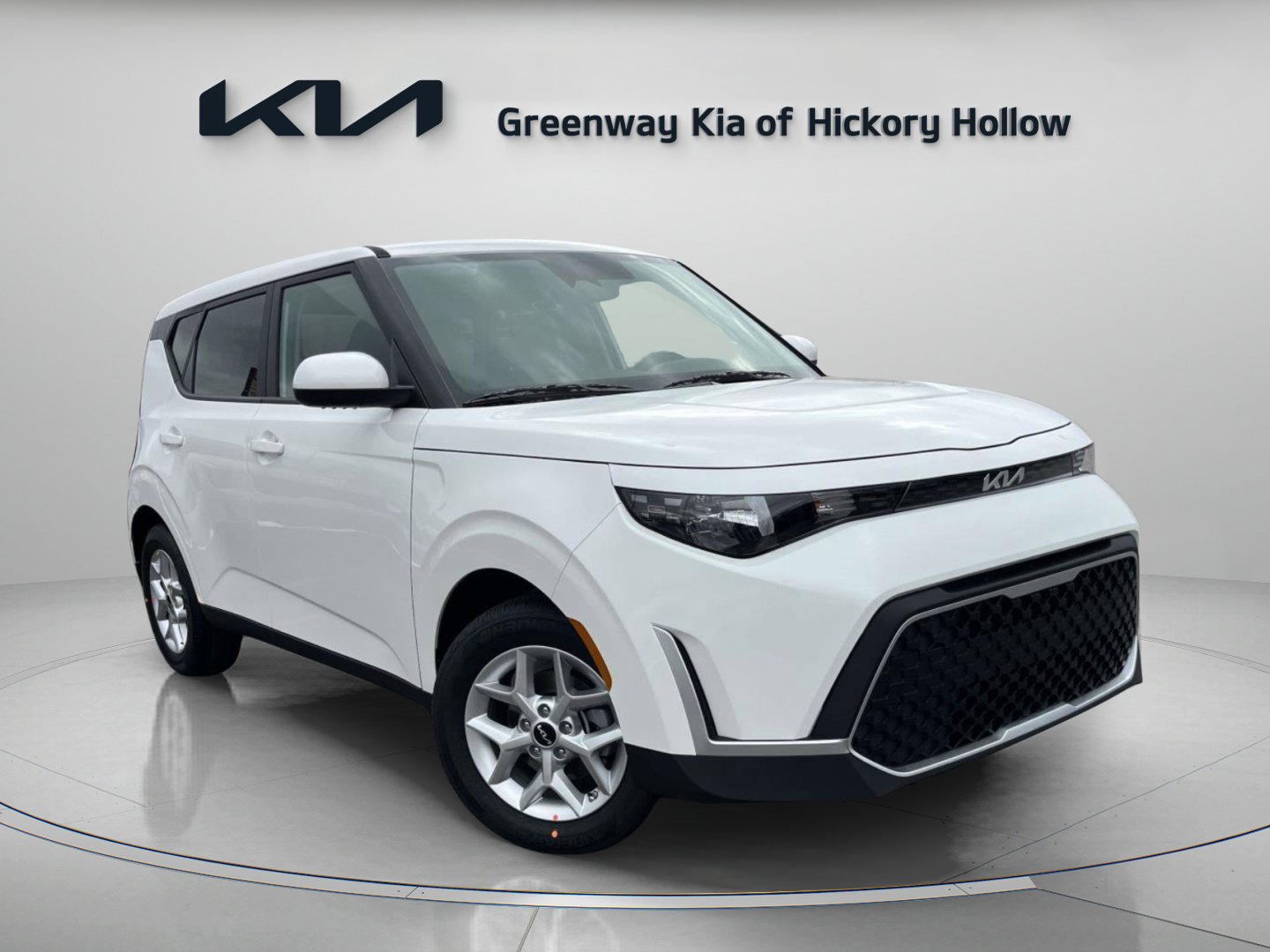 2025 Kia Soul LX's photo