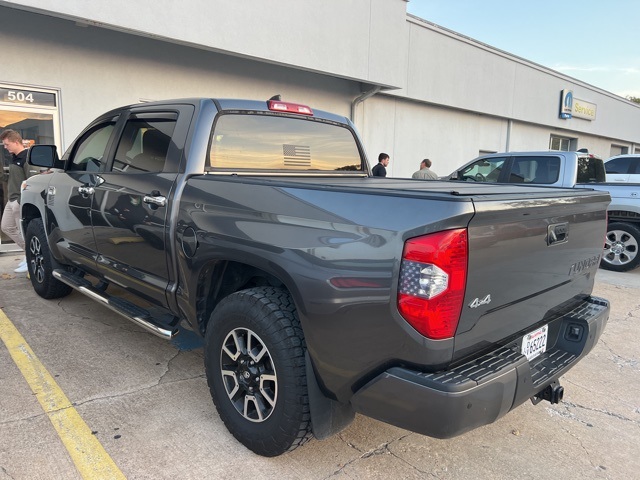 2021 Toyota Tundra Platinum Grade photo 2
